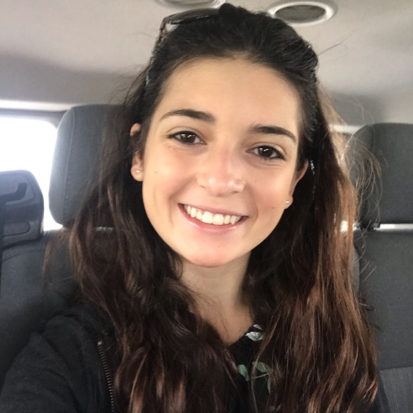 Meet your Posher, Meredith - Picture 1 of 1